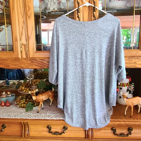 KIM & CAMI TOP - Picture 3 of 3